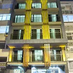 Sky Hotel 3*
