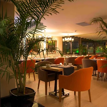 Sky אנטליה