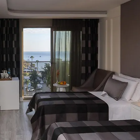 Sky 3* Antalia