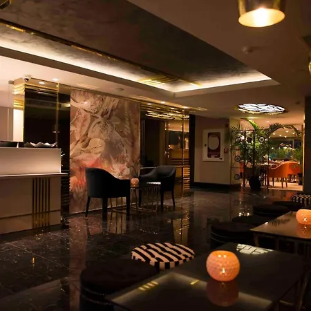 Sky Hotel 3*
